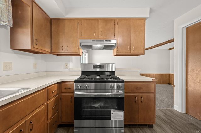 22907 Elm Drive, Elkhart, IN 46516