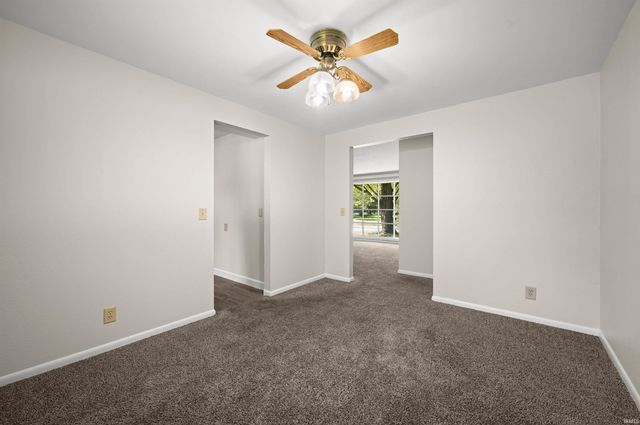 22907 Elm Drive, Elkhart, IN 46516