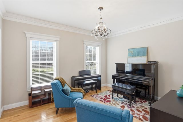 44 Wood Lane, Acton, MA 01720