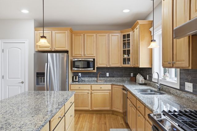 44 Wood Lane, Acton, MA 01720