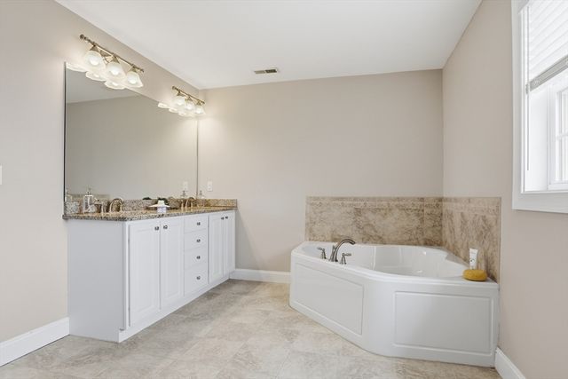 44 Wood Lane, Acton, MA 01720