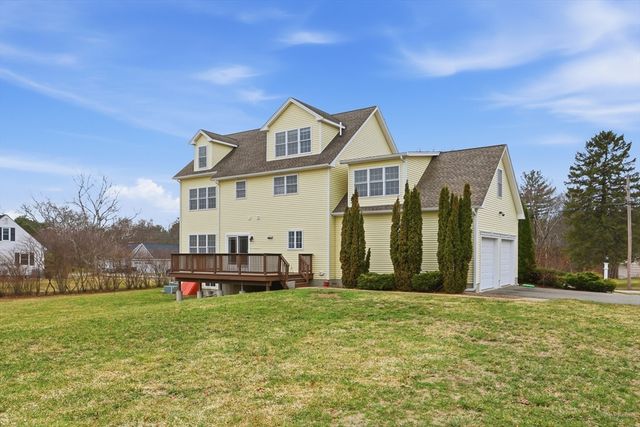 44 Wood Lane, Acton, MA 01720