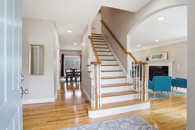 44 Wood Lane, Acton, MA 01720