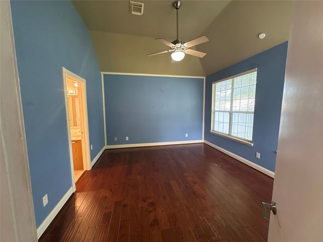 2336 Timbercreek Drive, Glenn Heights, TX 75154