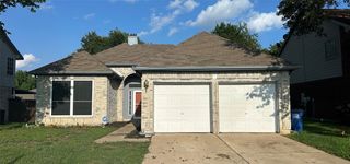 2336 Timbercreek Drive, Glenn Heights, TX 75154