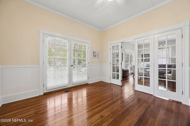 212 S 6TH Street, Fernandina Beach, FL 32034
