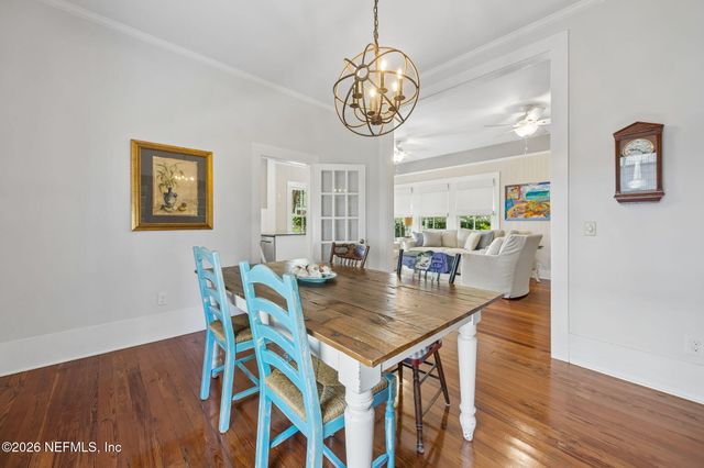 212 S 6TH Street, Fernandina Beach, FL 32034