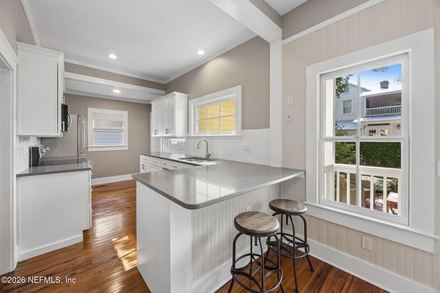 212 S 6TH Street, Fernandina Beach, FL 32034