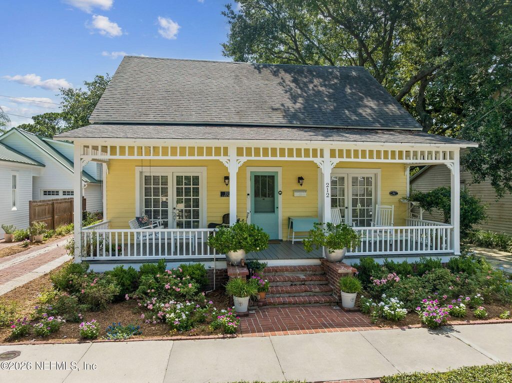 212 S 6TH Street, Fernandina Beach, FL 32034