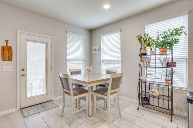 3508 Weyburn Drive, Mansfield, TX 76084