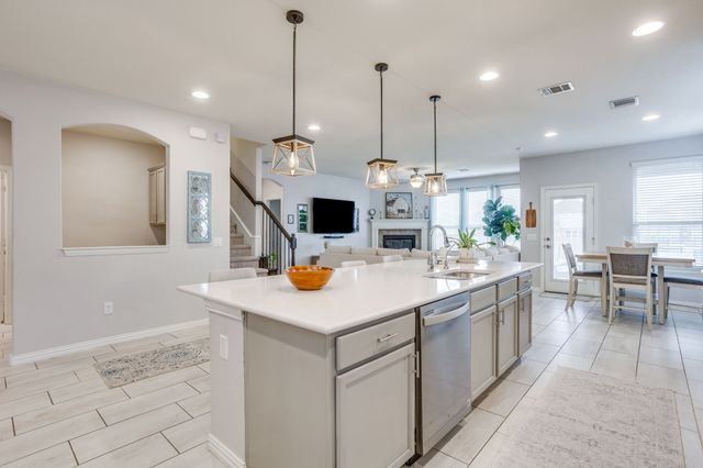 3508 Weyburn Drive, Mansfield, TX 76084