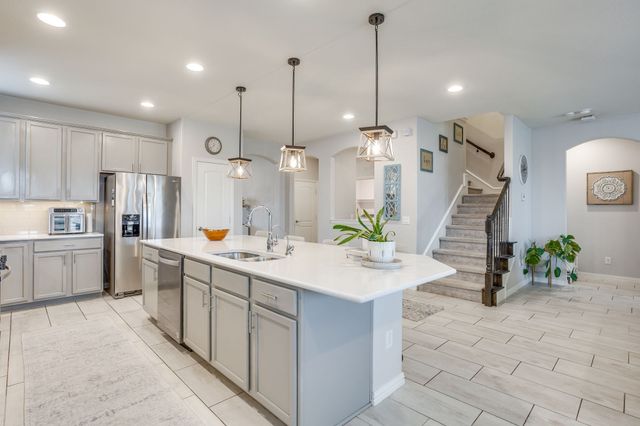 3508 Weyburn Drive, Mansfield, TX 76084