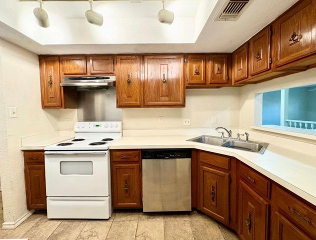 3635 Garden Brook, Farmers Branch, TX 75234