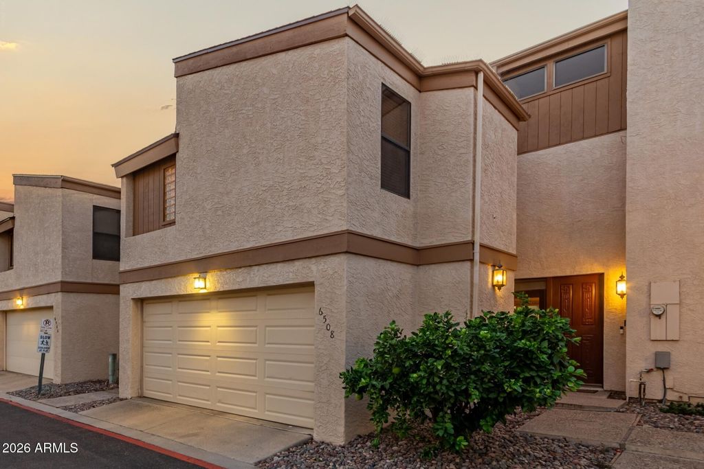 6508 N 10TH Place, Phoenix, AZ 85014