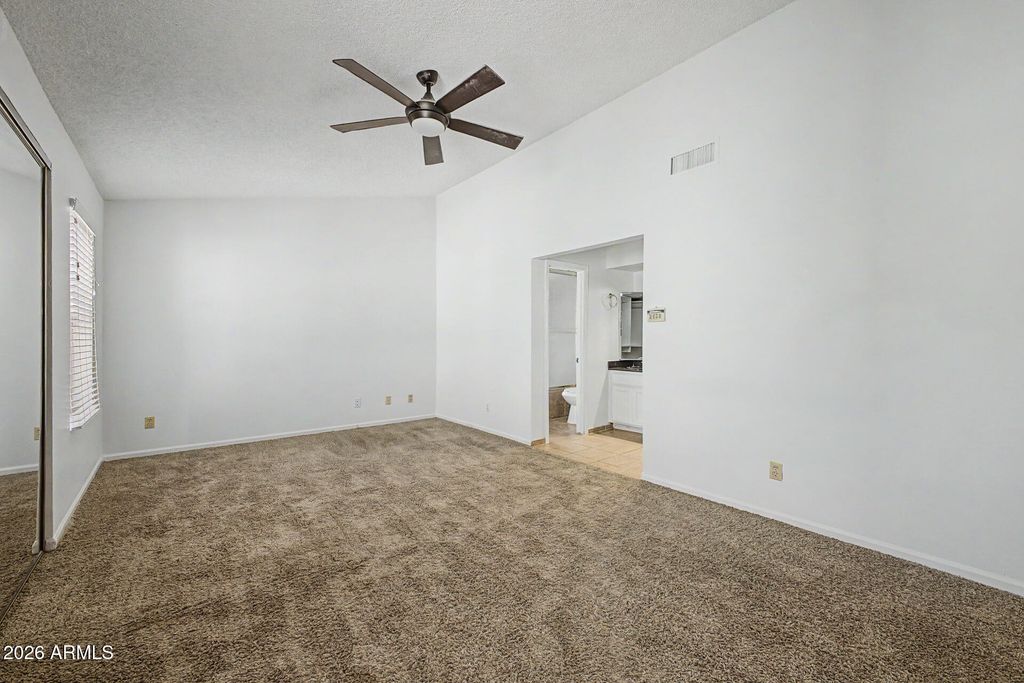 Image 18 of property listing at 6508 N 10TH Place, Phoenix, AZ 85014
