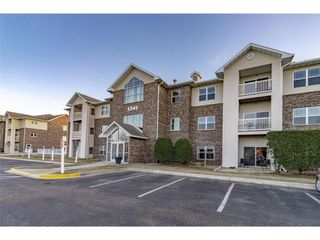 1341 Lake Drive W B111, Chanhassen, MN 55317