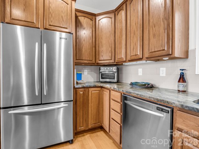 29 Spring Heights Court, Hendersonville, NC 28791