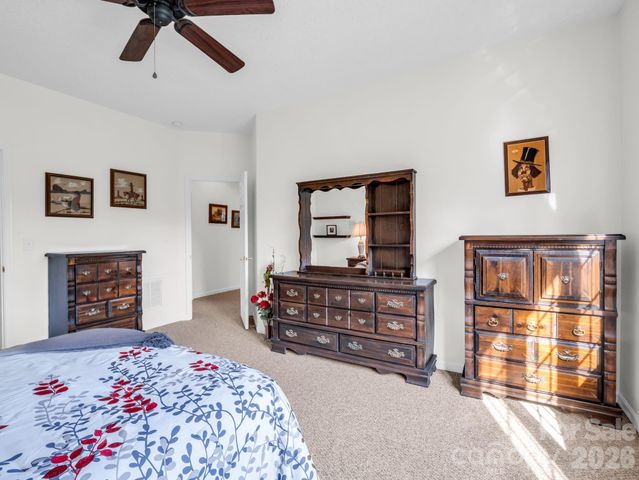 29 Spring Heights Court, Hendersonville, NC 28791