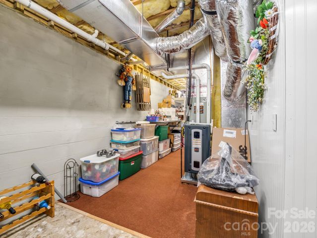 29 Spring Heights Court, Hendersonville, NC 28791