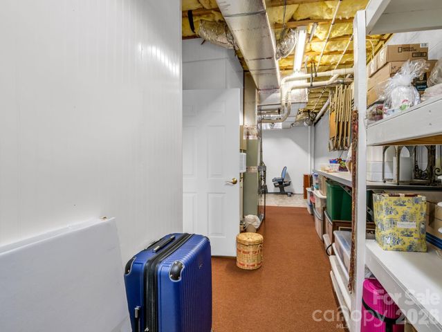 29 Spring Heights Court, Hendersonville, NC 28791