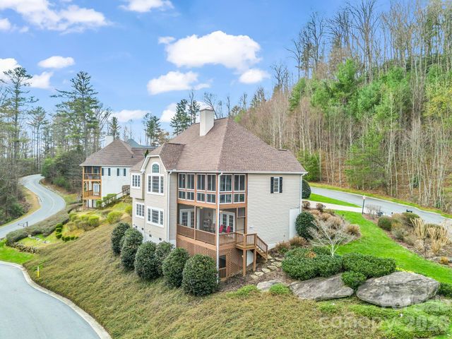 29 Spring Heights Court, Hendersonville, NC 28791