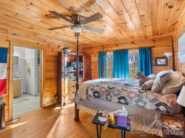 252 Idylwild Lane, Black Mountain, NC 28711