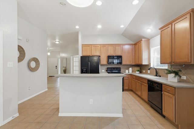 460 Bentson Drive, Argyle, TX 76226