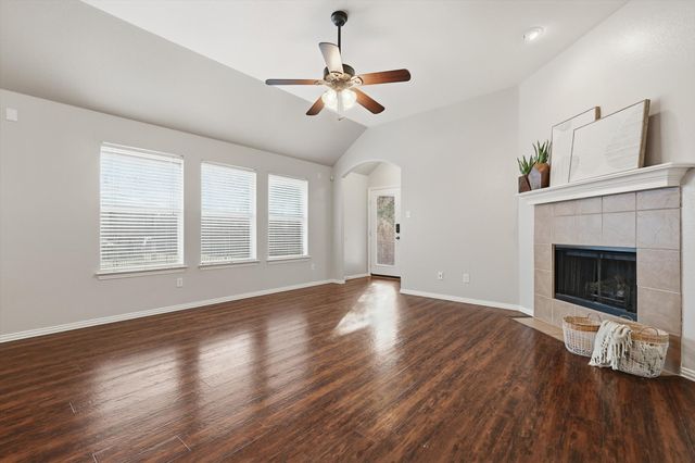 460 Bentson Drive, Argyle, TX 76226