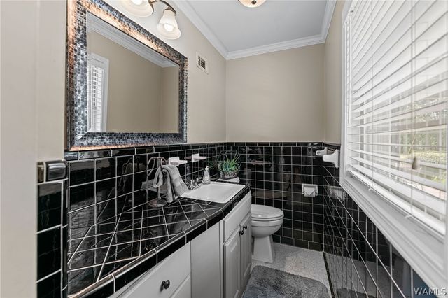 16584 Kathryn Lane, Northport, AL 35475