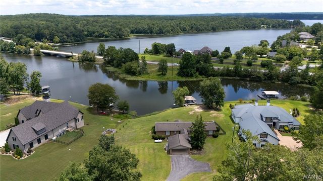 16584 Kathryn Lane, Northport, AL 35475
