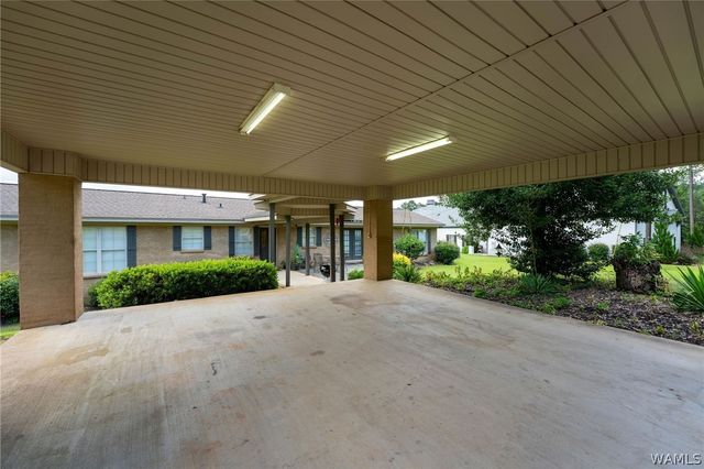 16584 Kathryn Lane, Northport, AL 35475