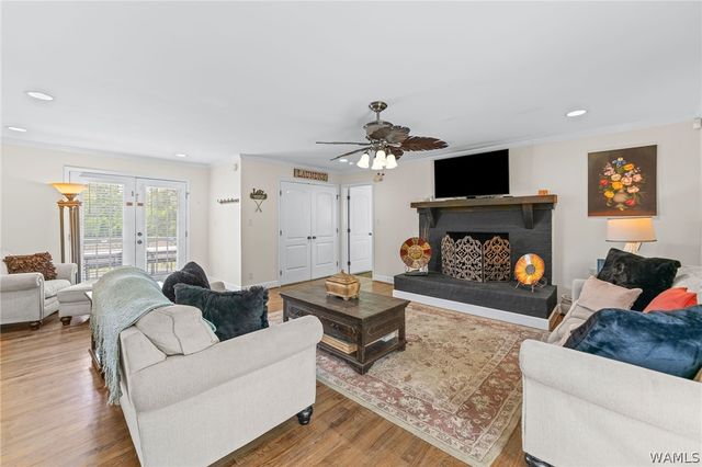 16584 Kathryn Lane, Northport, AL 35475