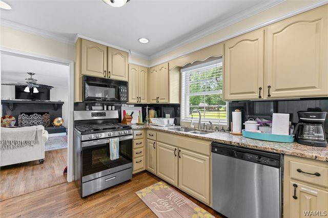 16584 Kathryn Lane, Northport, AL 35475