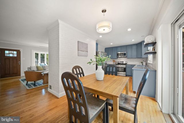 18323 SHARON RD, Triangle, VA 22172