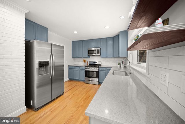 18323 SHARON RD, Triangle, VA 22172