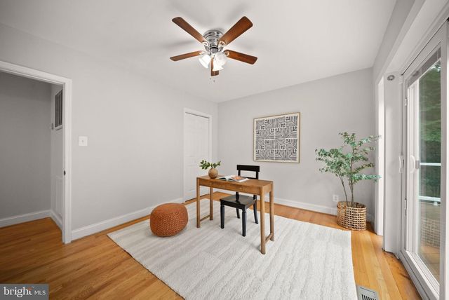 18323 SHARON RD, Triangle, VA 22172
