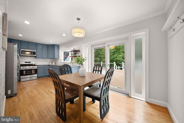18323 SHARON RD, Triangle, VA 22172