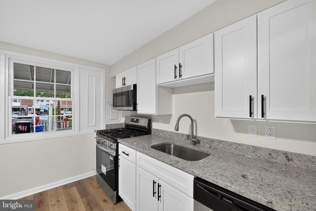 911 IMPERIAL CT, Baltimore, MD 21227