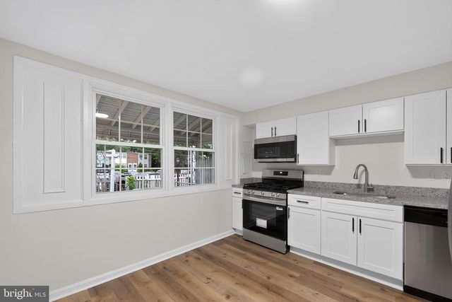 911 IMPERIAL CT, Baltimore, MD 21227
