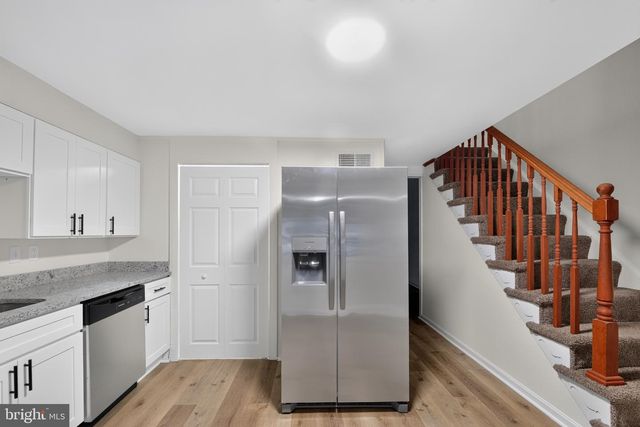 911 IMPERIAL CT, Baltimore, MD 21227