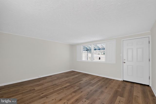 911 IMPERIAL CT, Baltimore, MD 21227