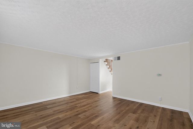 911 IMPERIAL CT, Baltimore, MD 21227