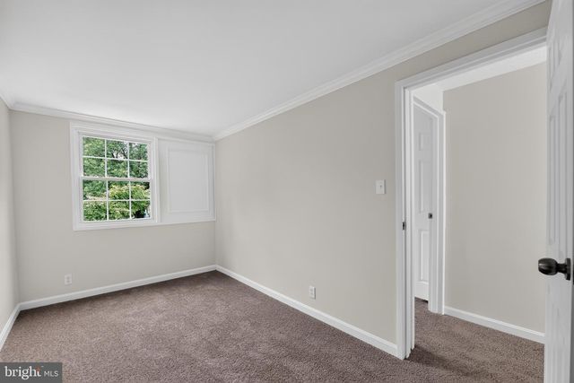 911 IMPERIAL CT, Baltimore, MD 21227
