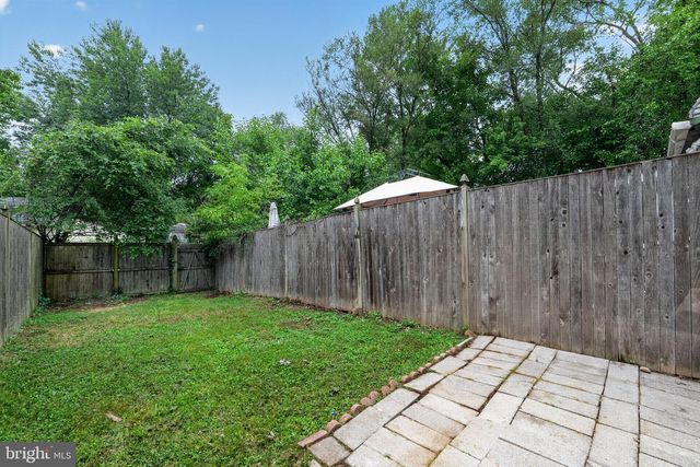 911 IMPERIAL CT, Baltimore, MD 21227