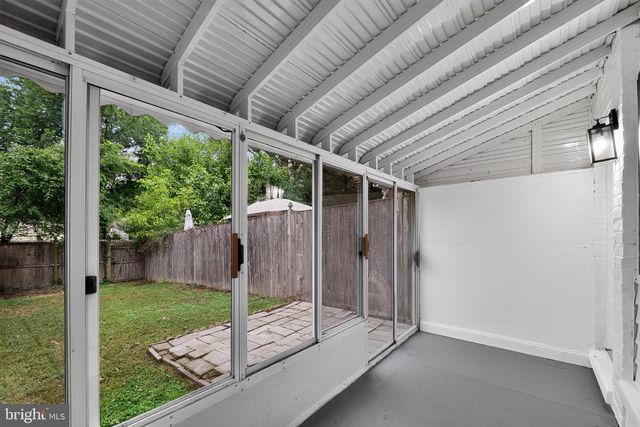 911 IMPERIAL CT, Baltimore, MD 21227