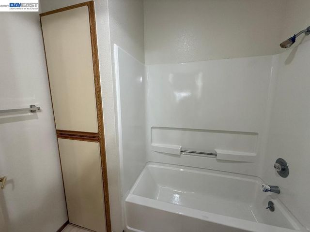 25850 Kay Ave 328, Hayward, CA 94545