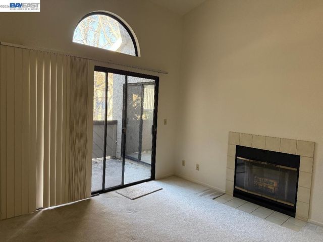 25850 Kay Ave 328, Hayward, CA 94545