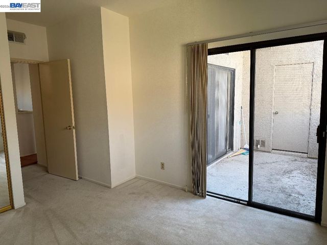 25850 Kay Ave 328, Hayward, CA 94545