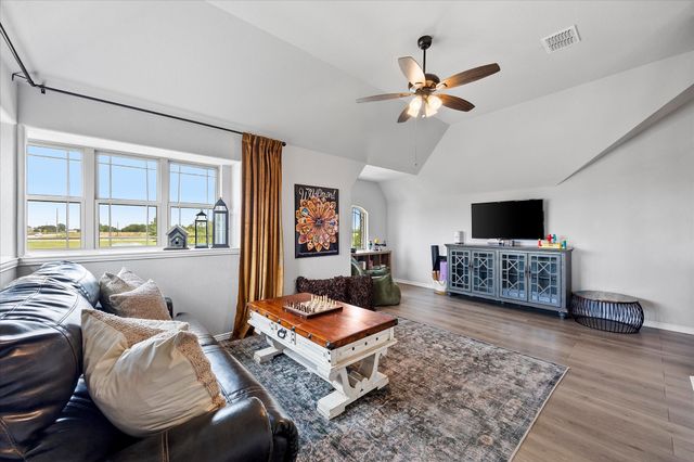 1042 Watercourse Place, Royse City, TX 75189