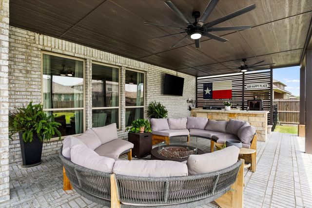 1042 Watercourse Place, Royse City, TX 75189